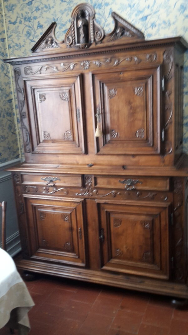 Cabinet louis xiii