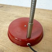 Lampe de Table Industrielle Rouge à Col de Cygne, 1960s