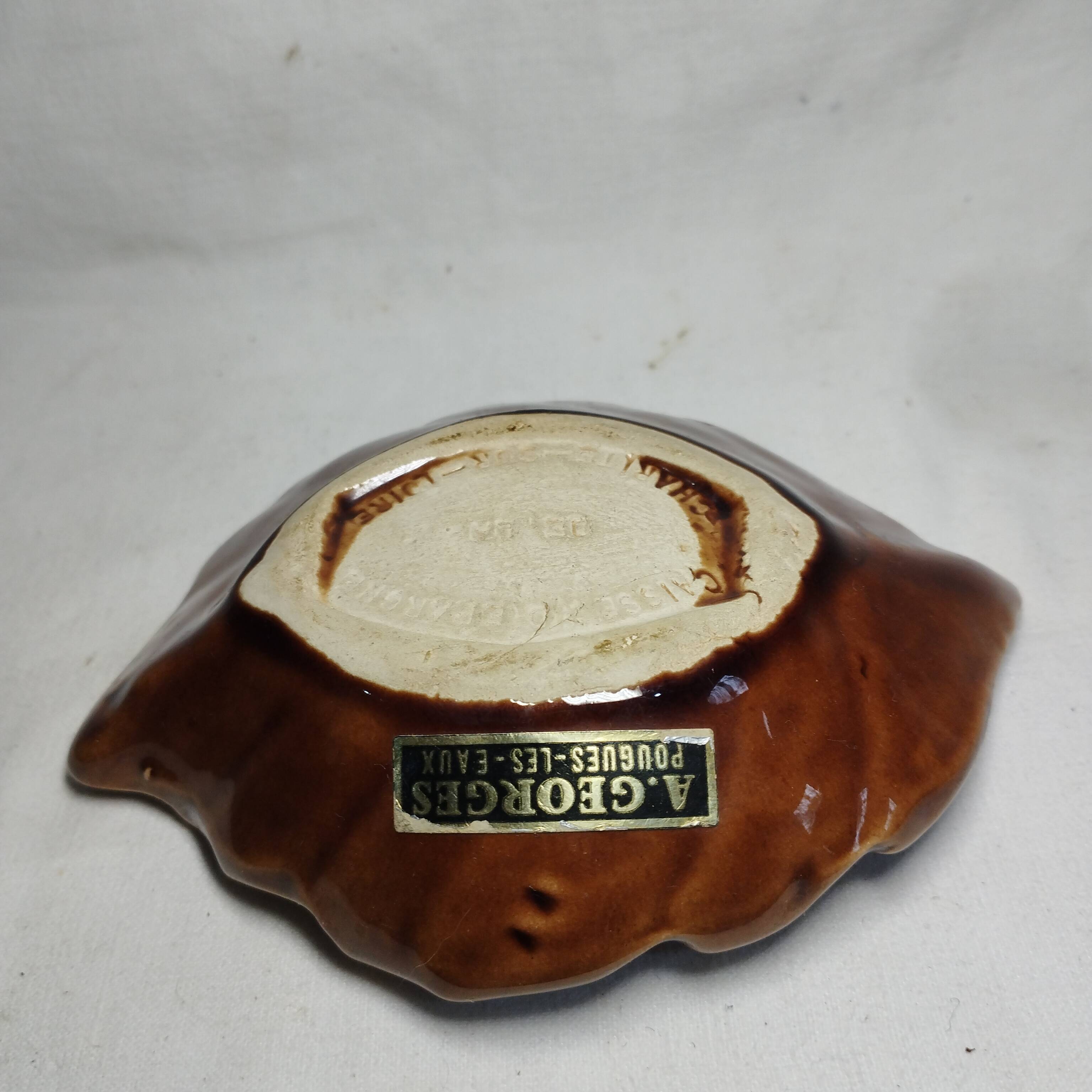 Vintage: porcelain dish or empty pocket - Pougues les Eaux