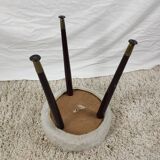 Rug year 60 white stool