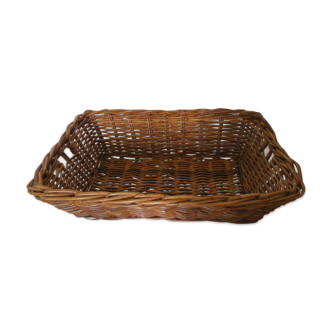 Wicker storage basket