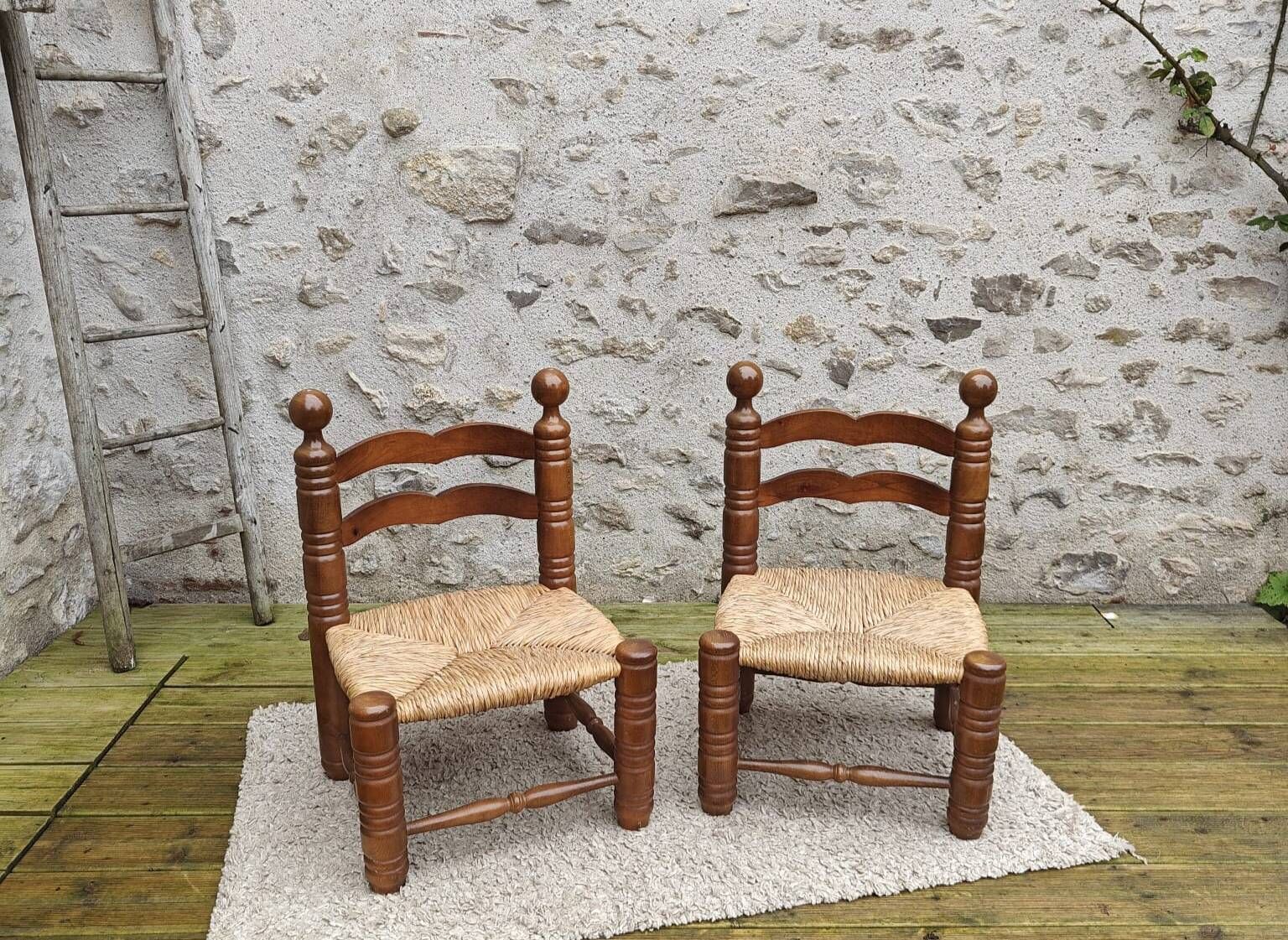 Lot de deux chaises basses