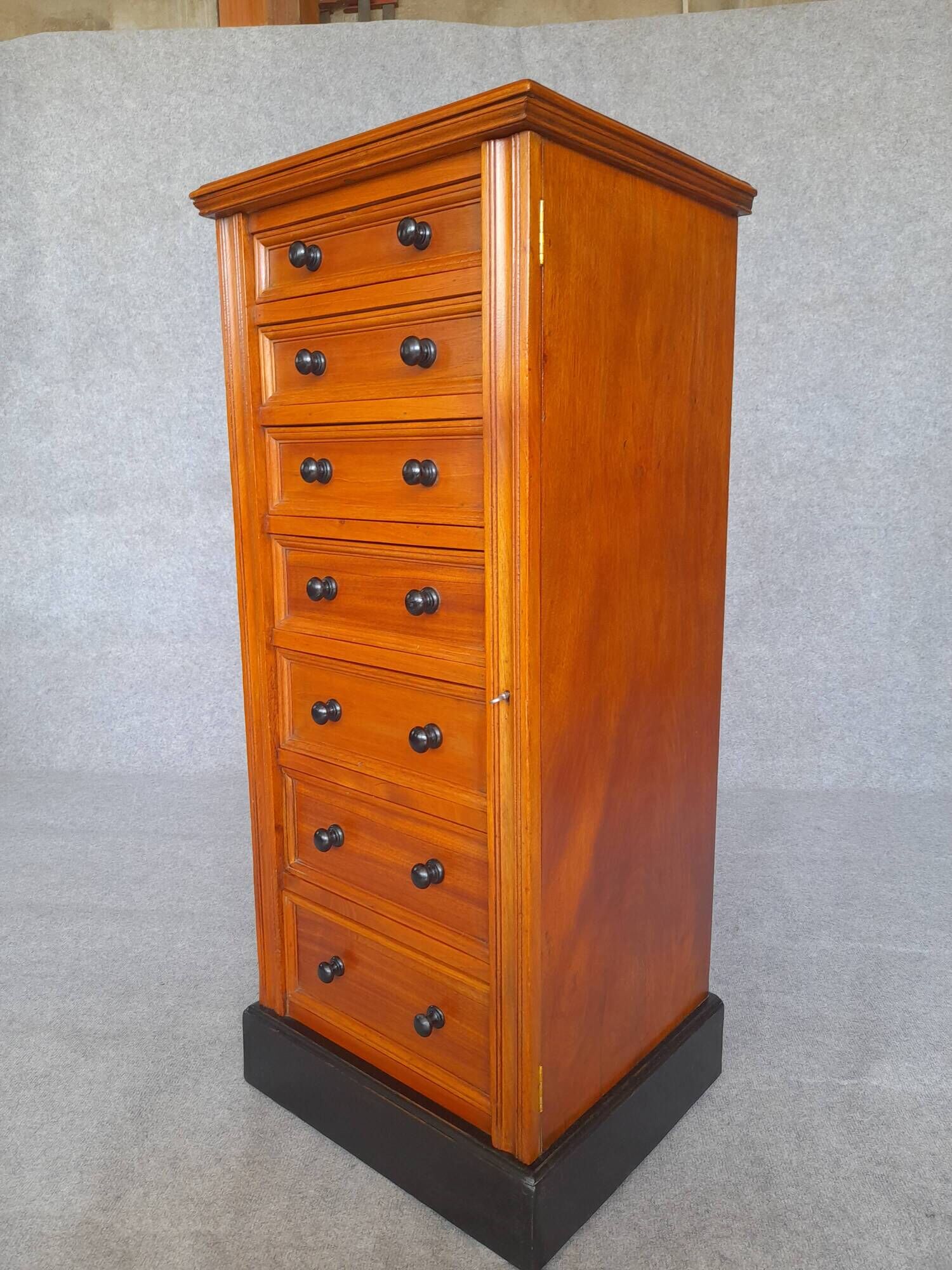 19th-century chest of drawers