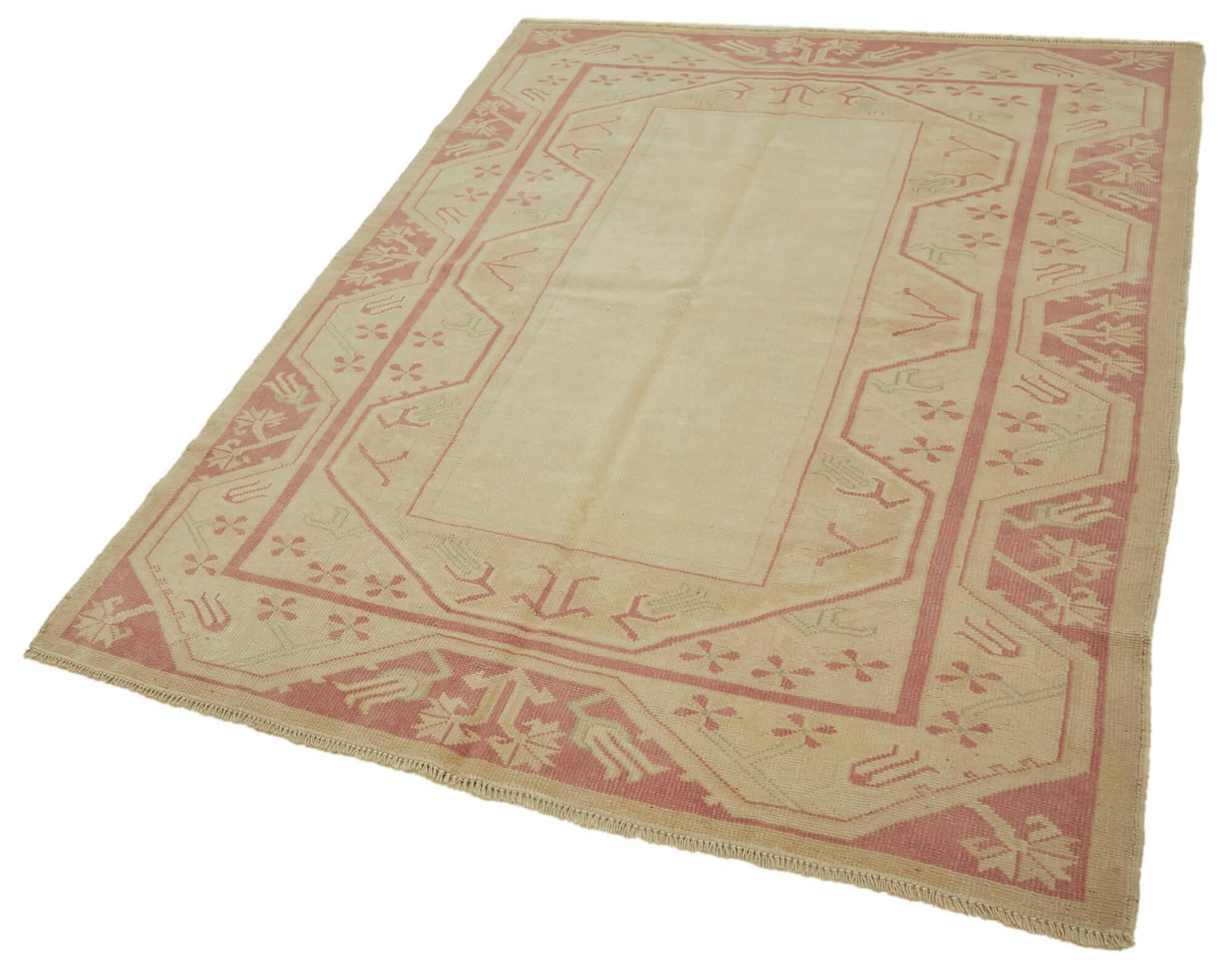 Turkish Vintage Anatolian Rug 140 cm x 200 cm