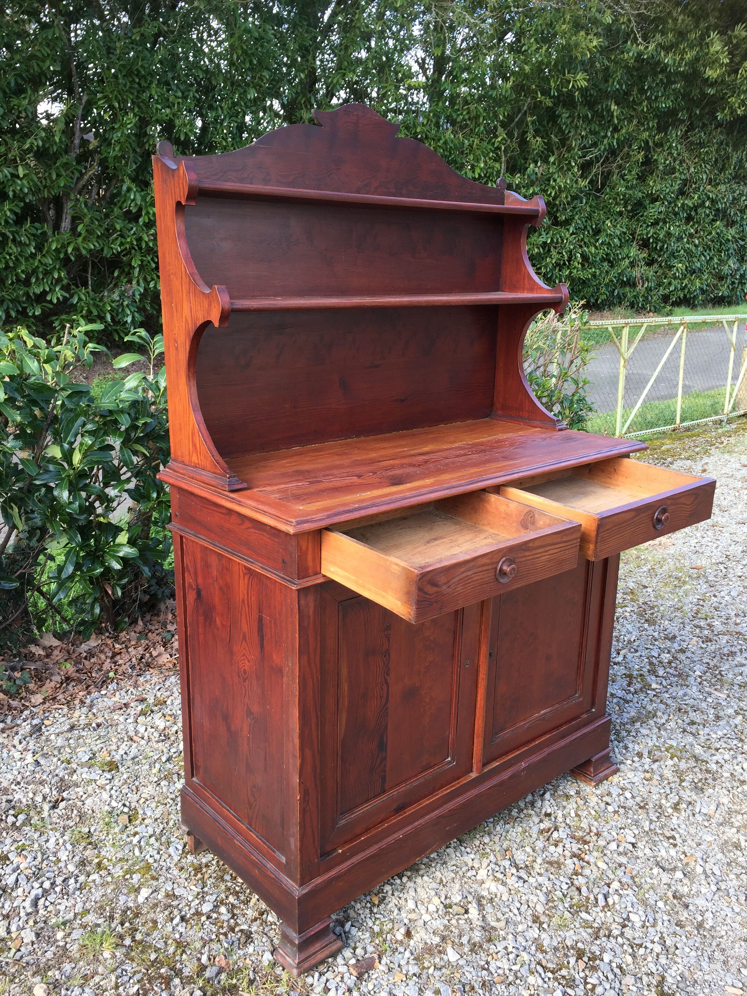 Vintage Parisian buffet in pitchpin with its top St Hubert.