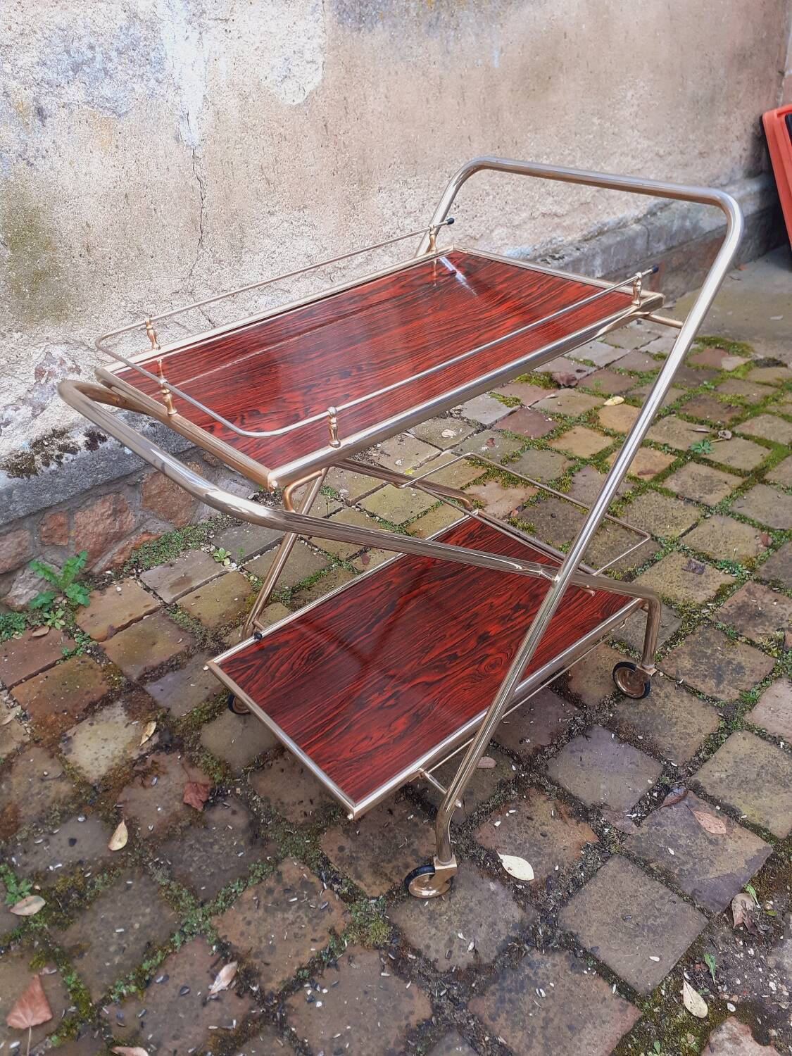 Rolling dessert trolley from the 1960s