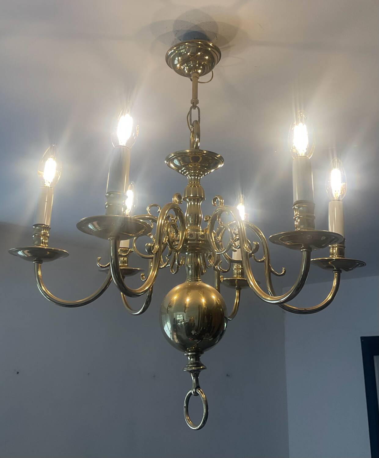 Antique Dutch 6-light chandelier in solid bronze