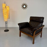 Vintage 70s Dreipunkt Scala design armchair in black leather and teak.