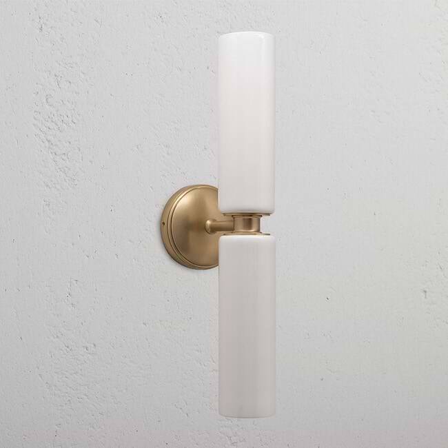 Medium wall light Claremont in fine porcelain