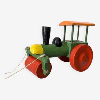 Tracteur rouleau compresseur en bois