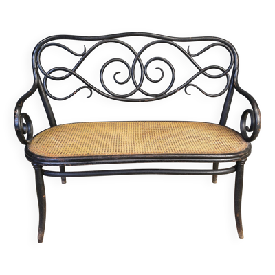 Canapé Art nouveau n° 2 en bois cintré et en osier par les frères Thonet, Autriche, années 1900.
