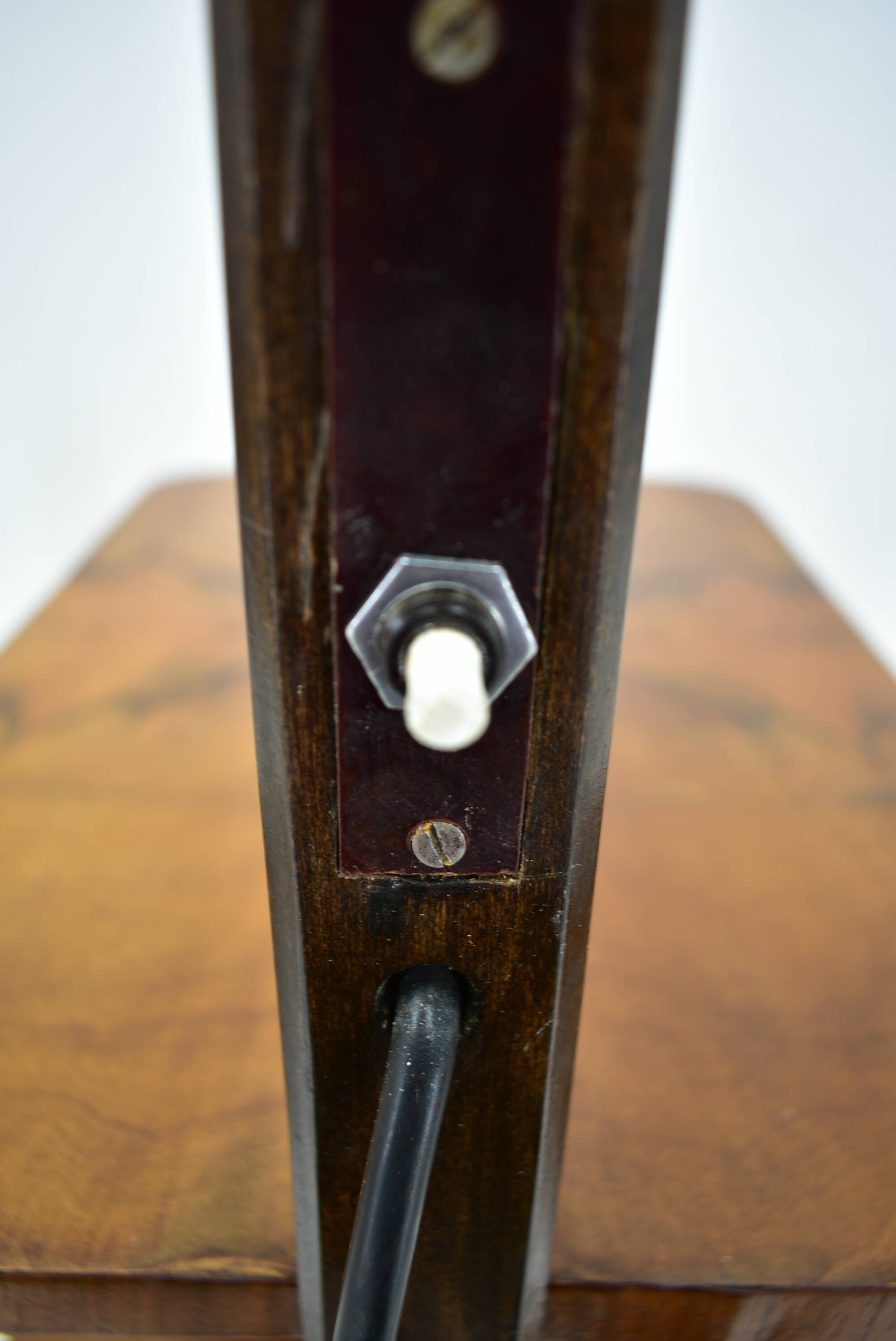 Lampe de sol Art Déco par Jindrich Halabala, années 1940.