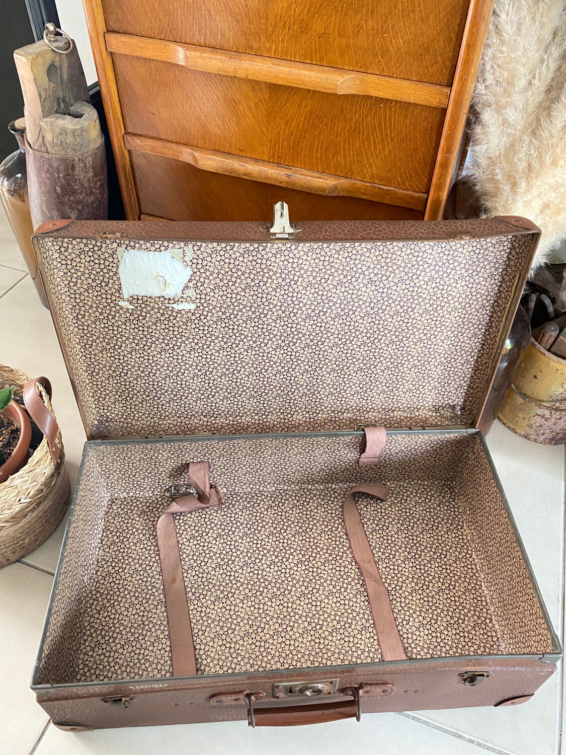 Set of 2 suitcases