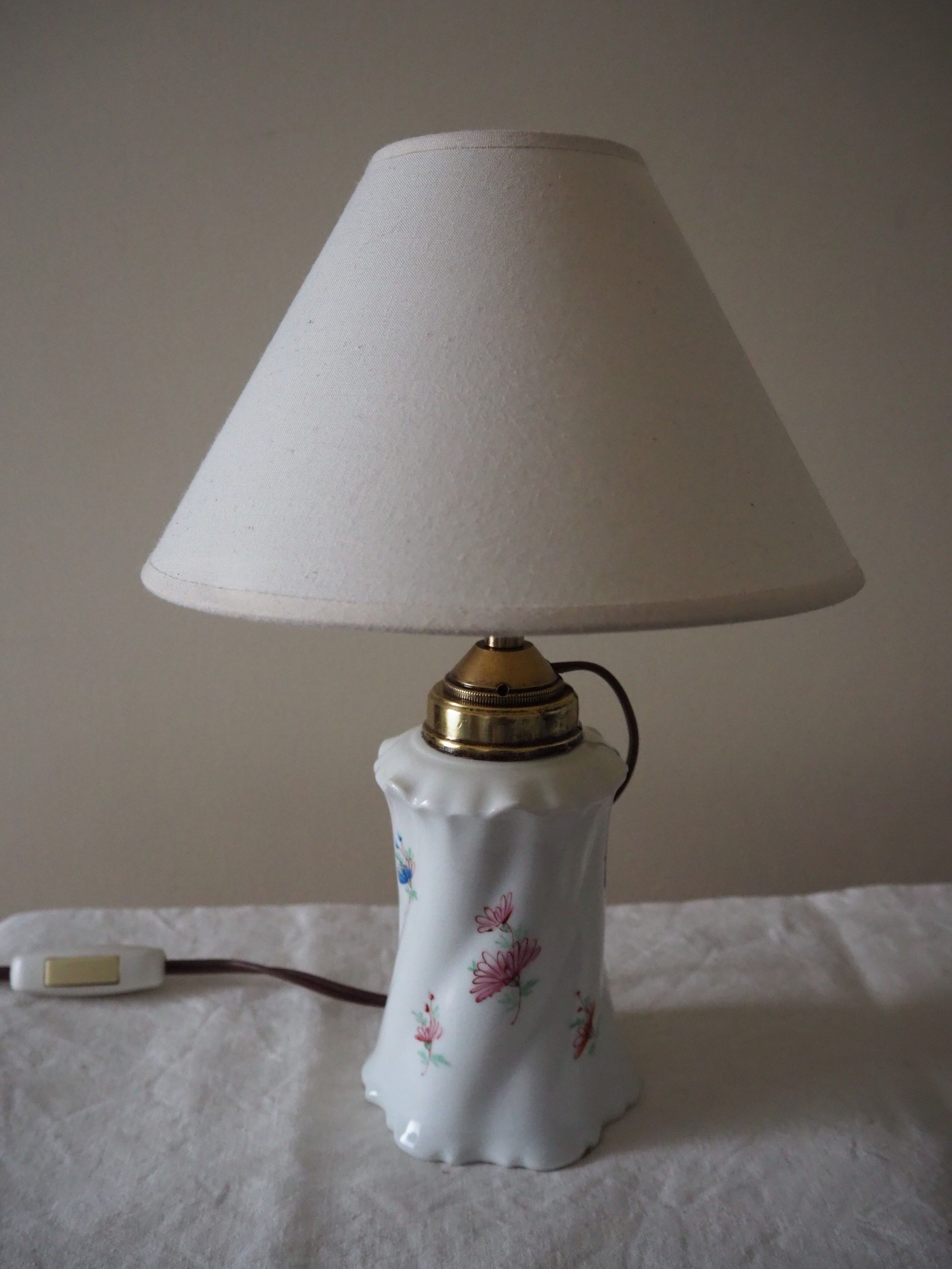 Table lamp in earthenware