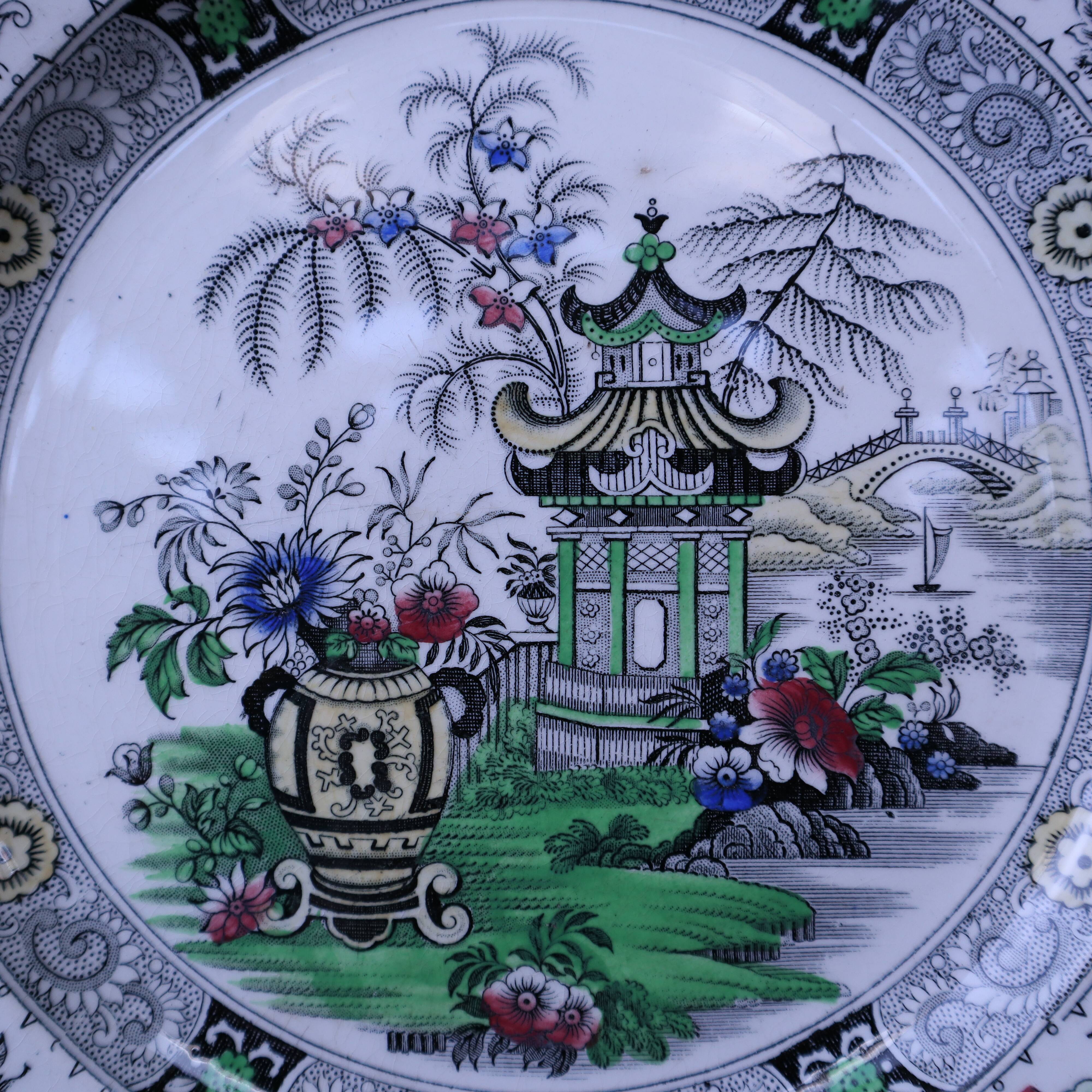 Decorative plate Creil and Montereau - Japanese Polychrome Decor 19th Century