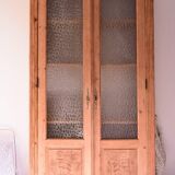 Armoire vitrée