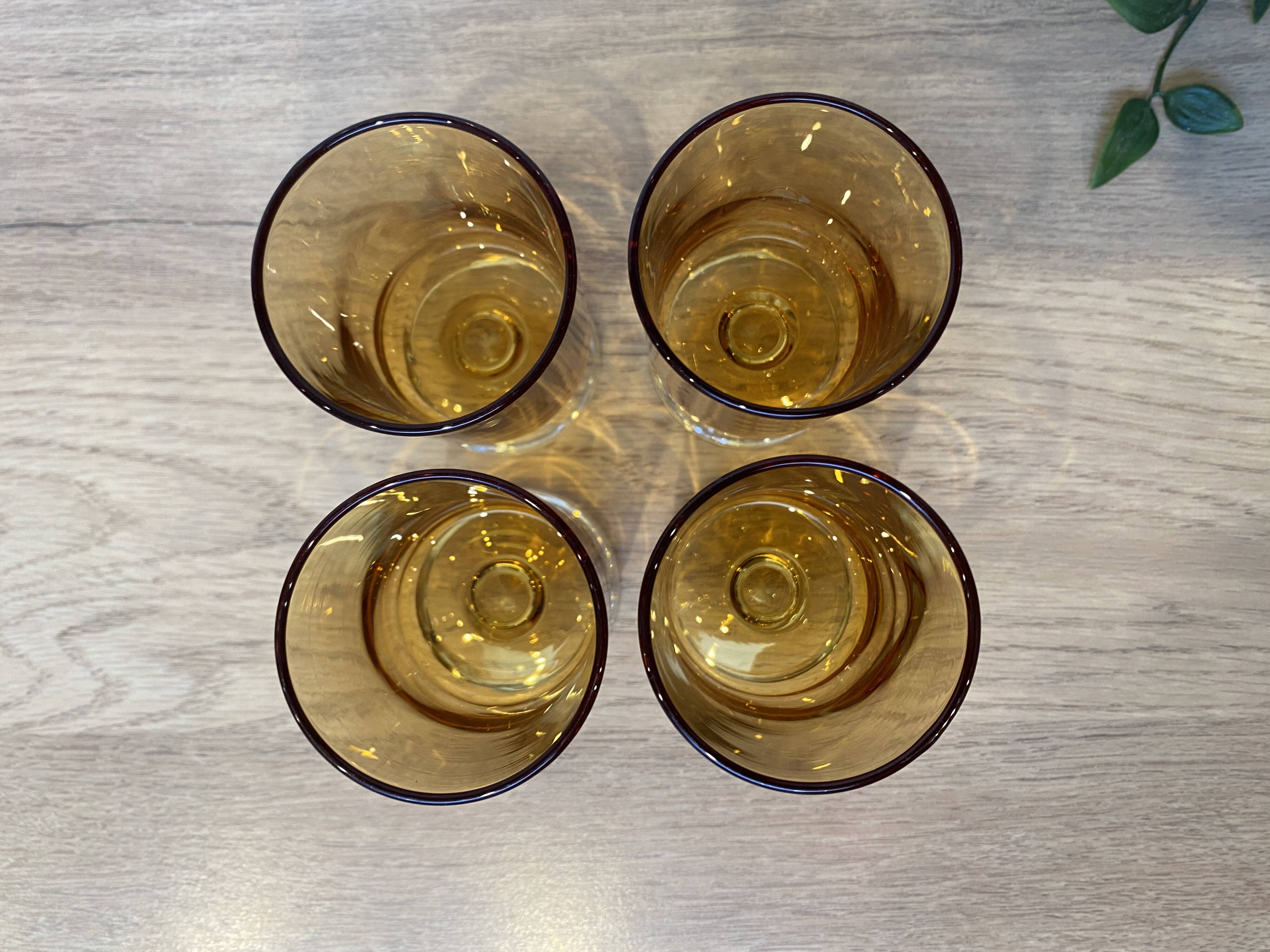 Set of 4 Luminarc Sweden Amber white wine glasses