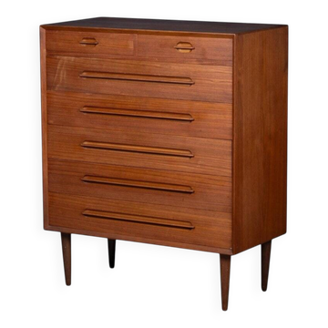 Commode en teck à 7 tiroirs attribuée à Ejvind A. Johansson, années 1960.