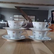 4 cups and saucers in porcelain from Bavaria