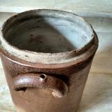 Brown enamelled stoneware pot and lid