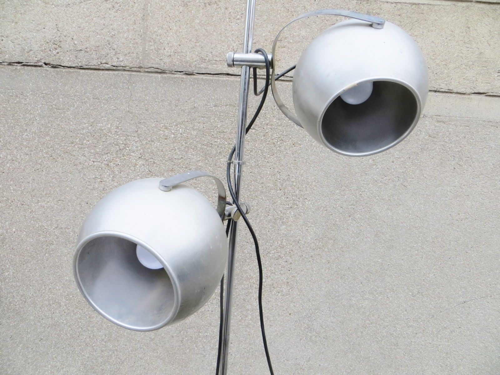 Lamppost eyeball 70s vintage