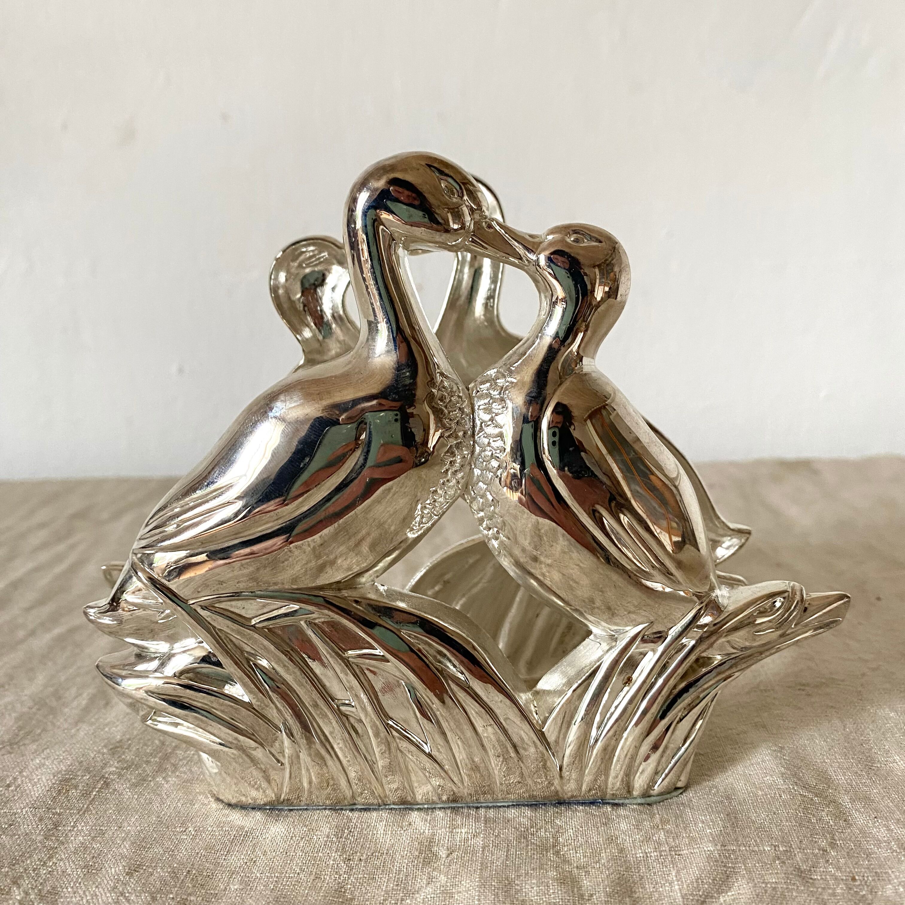 Duck towel rack in silver metal