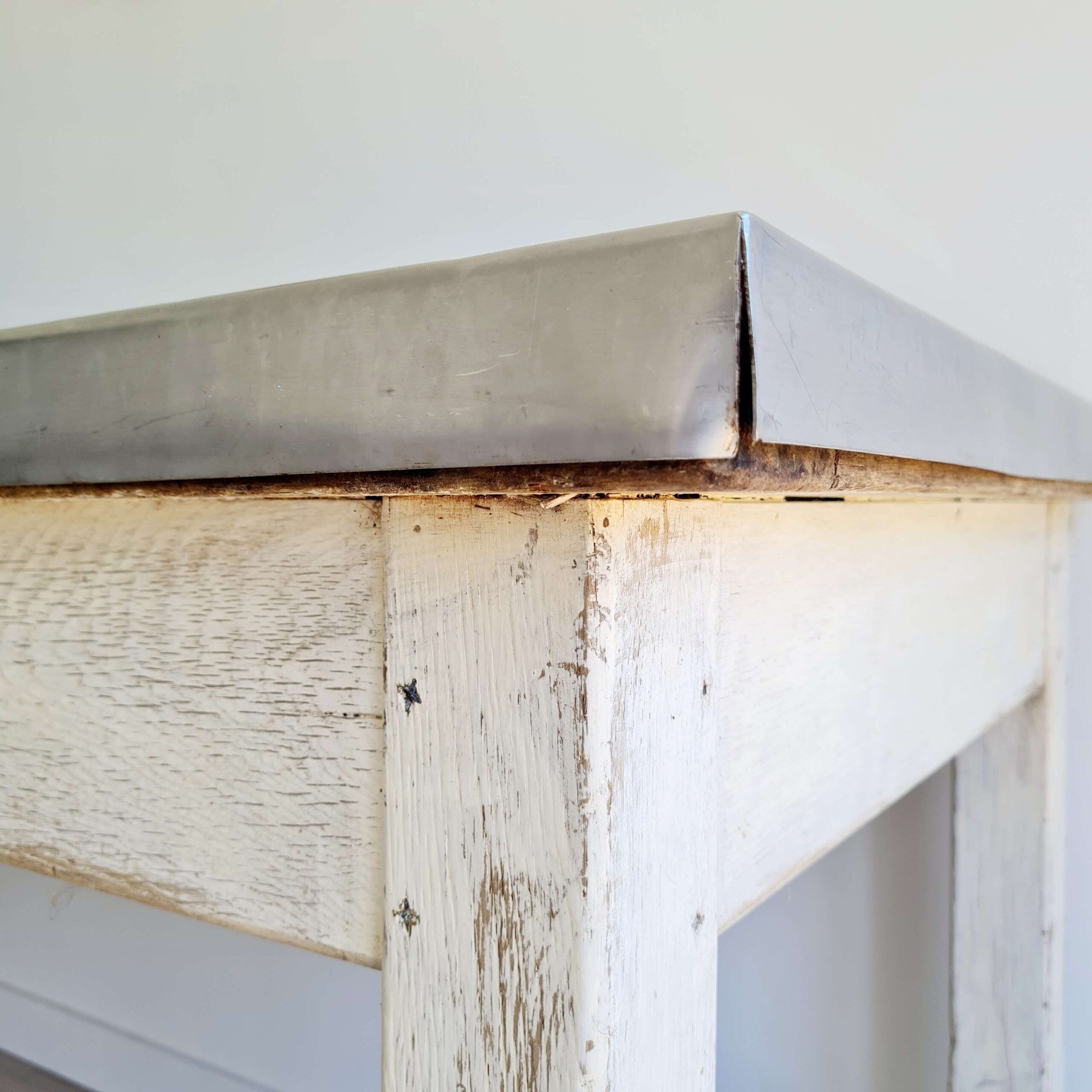 Wood and zinc work table