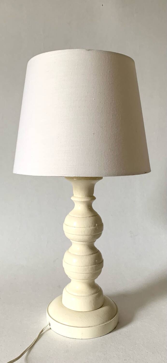 Lampe bois blanc