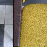 Chaise Thomas Harlev modèle 213 en Boucle jaune