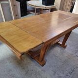 Art deco table
