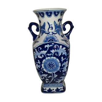 Floral blue decor Asian vase