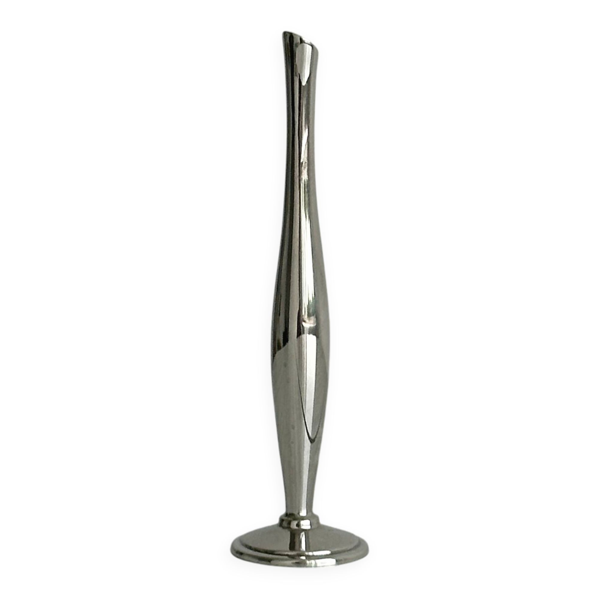 Petit soliflore en métal léger argenté