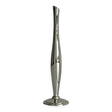 Petit soliflore en métal léger argenté