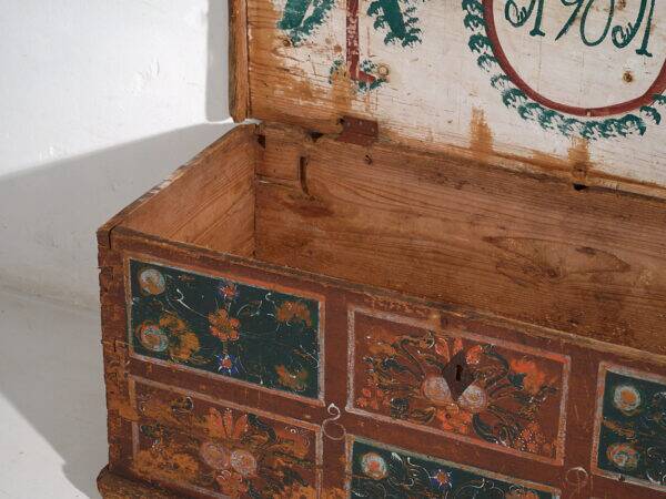 Malle de rangement ancienne avec décoration florale (année 1895) #102