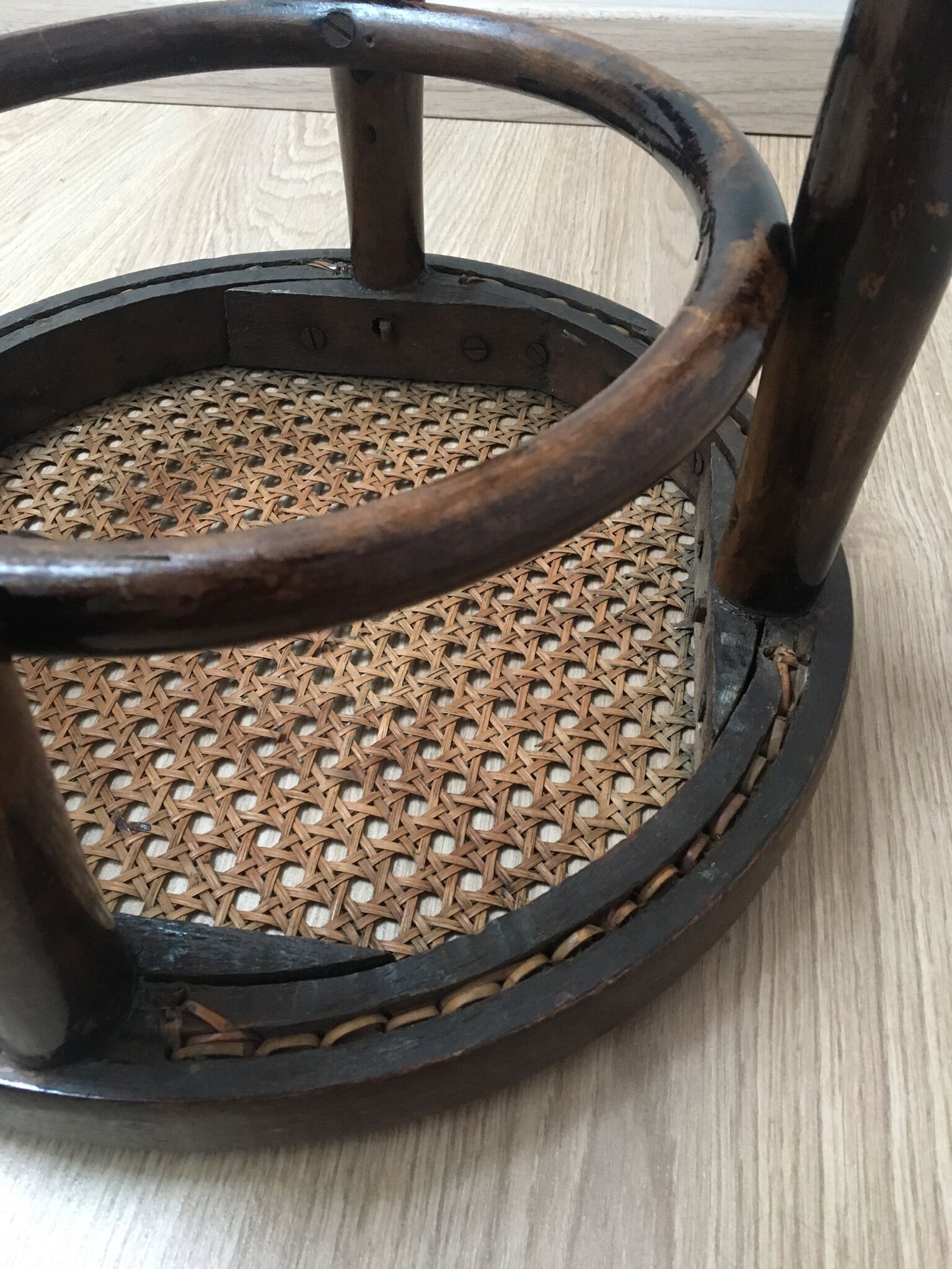 Tabouret Thonet debut du XX siècle