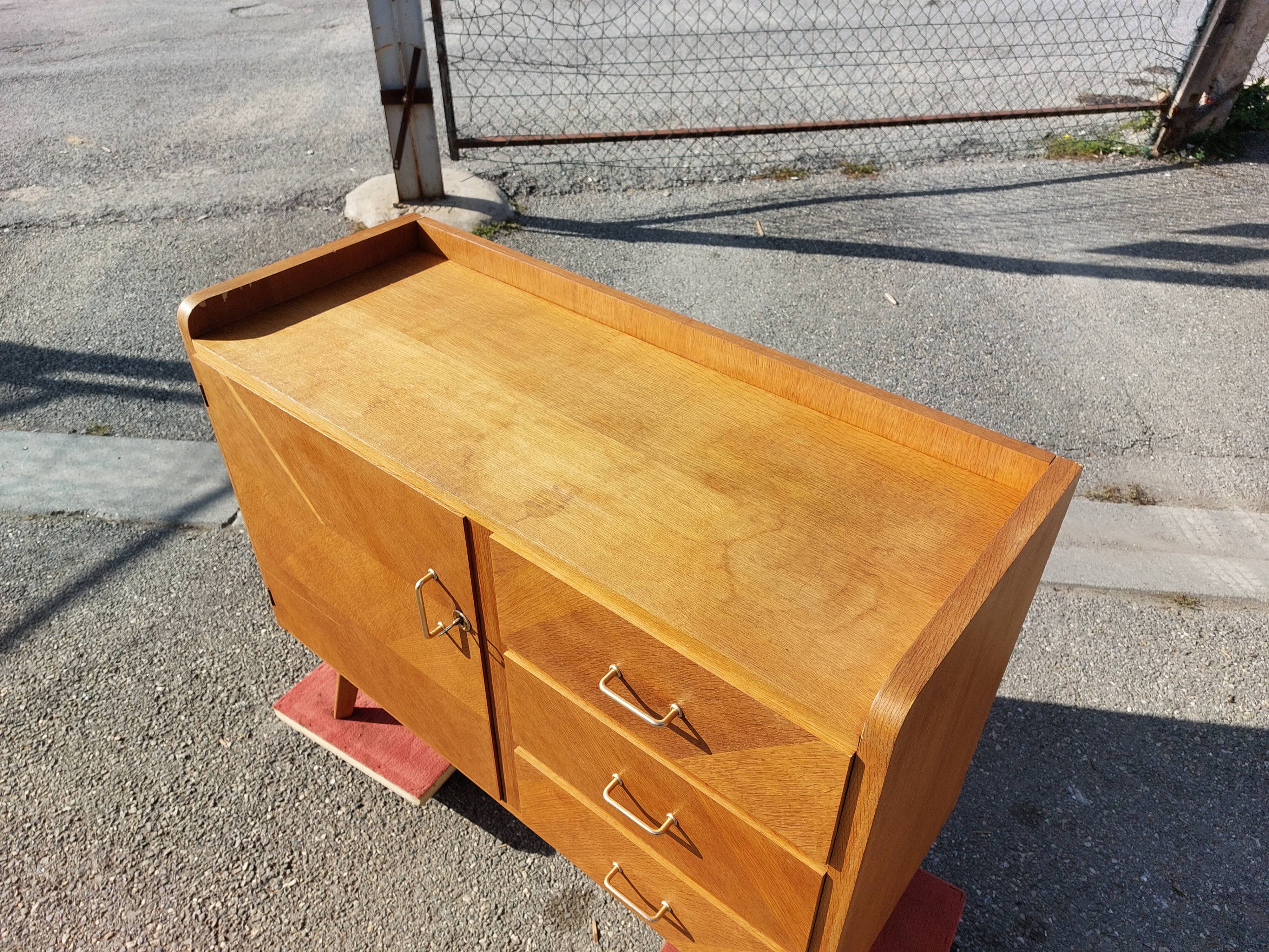 Vintage buffet 60