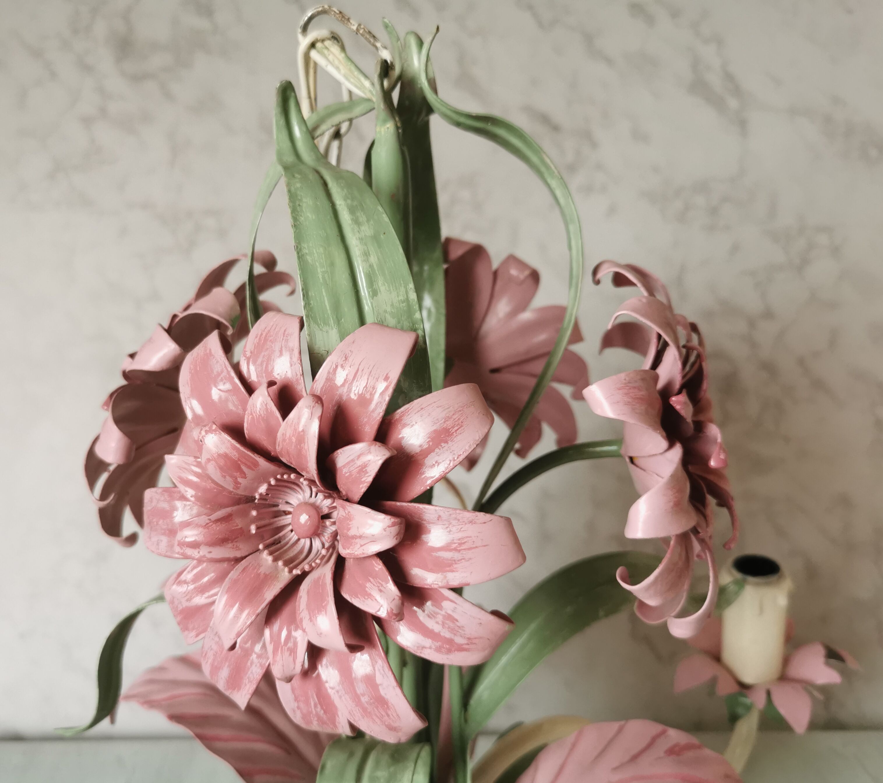 Lustre iron and painted sheet flowers camellias