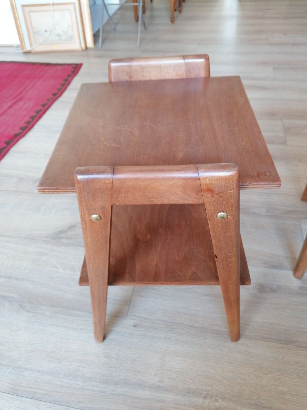 Table de chevet