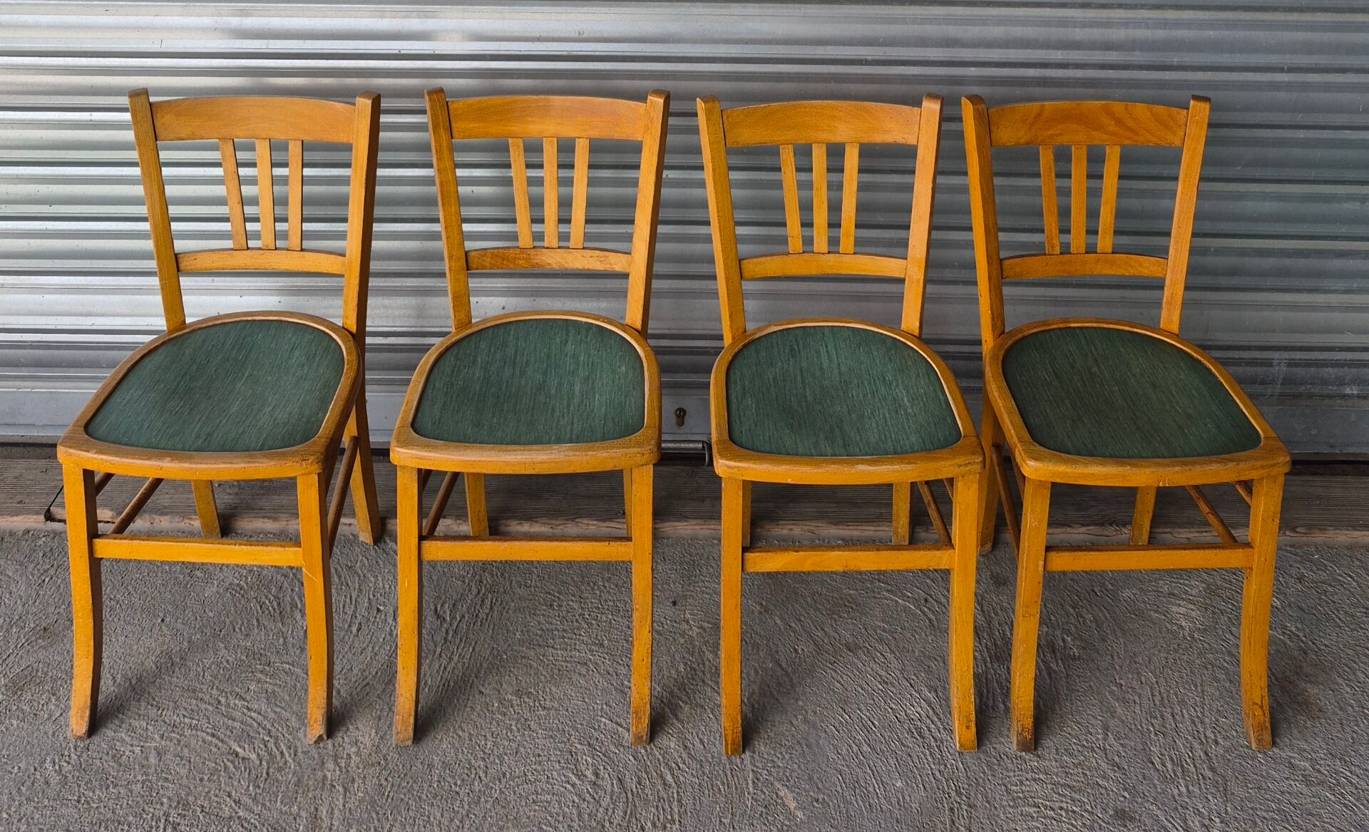 Set of 4 vintage bistro chairs