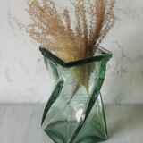 Vase design verre torsadé