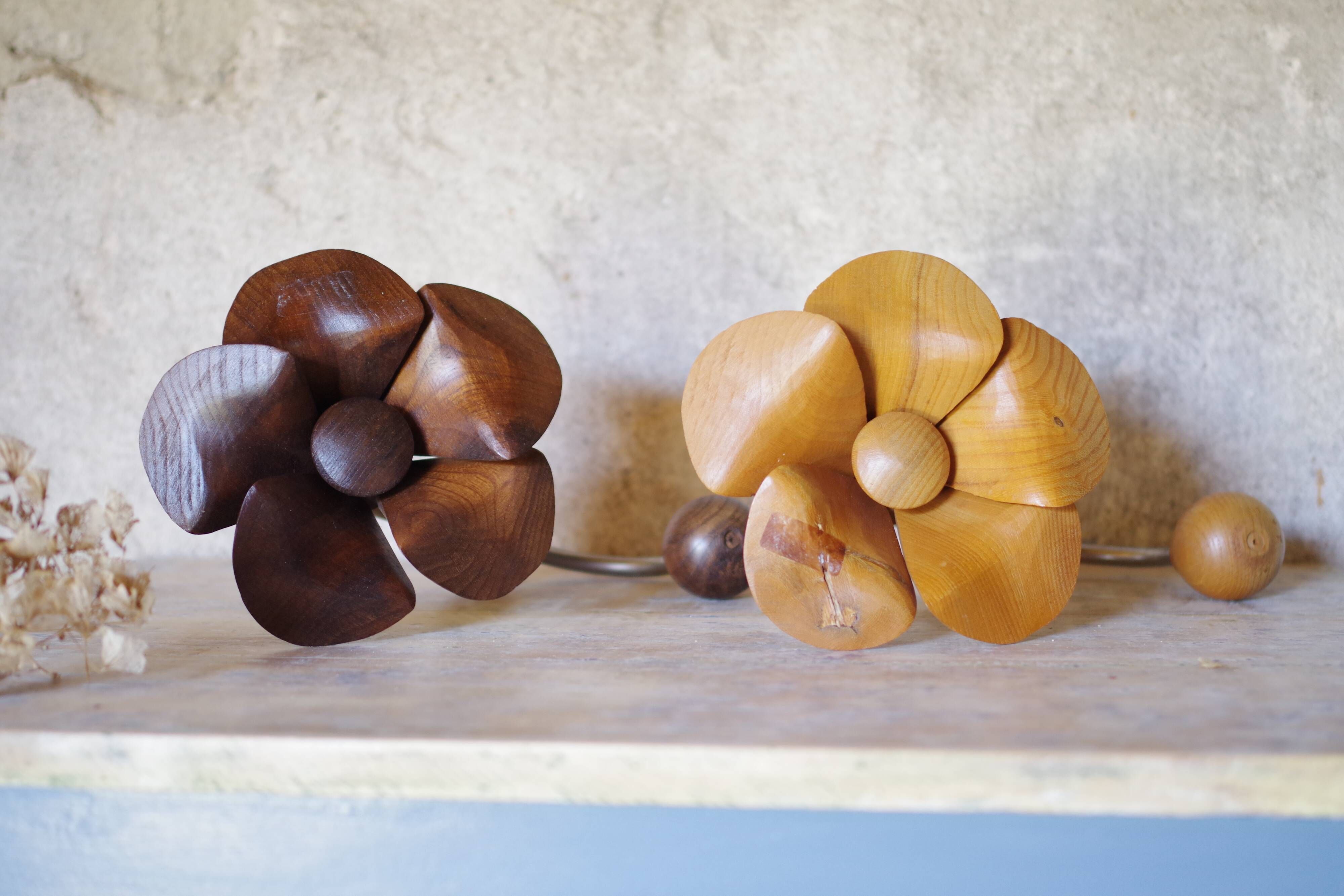 Vintage wood and metal years 70 s hooks in the shape of flowers