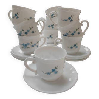 Arcopal cups and saucers