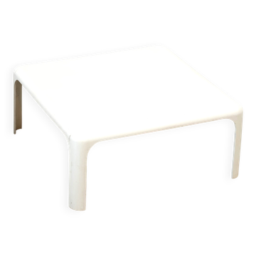 Coffee table by Vico Magistretti for Artemide