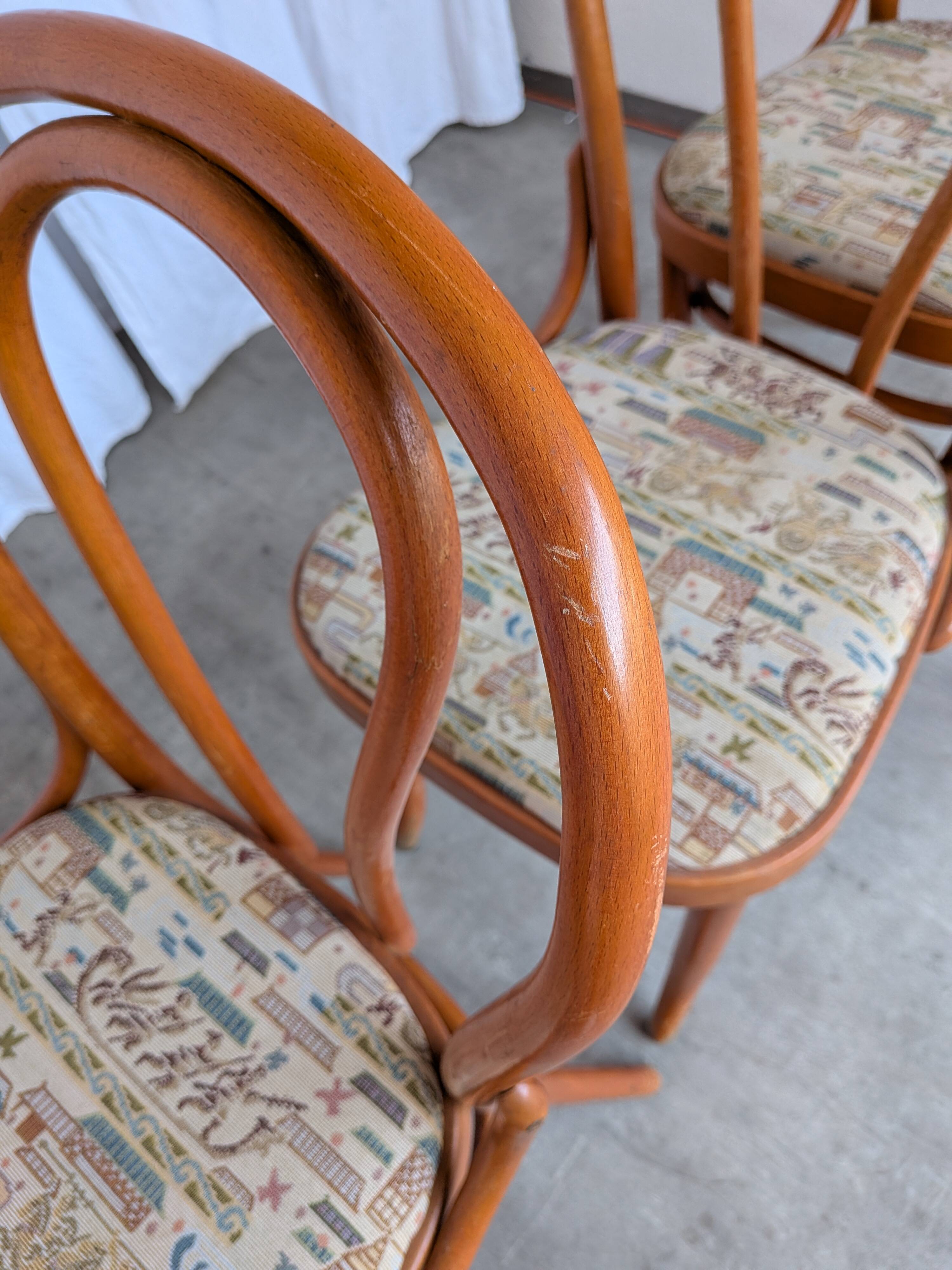 Ensemble de 6 chaises de salle à manger Thonet en bois courbé avec assise en tissu / Années 1970 Mid-Century Bistr
