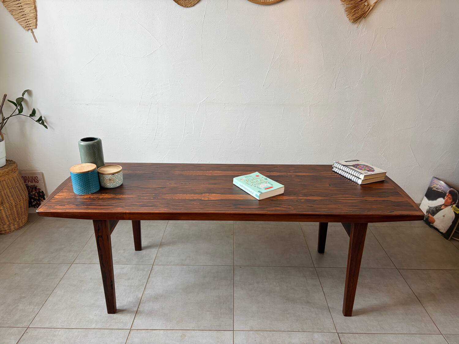 Vintage Scandinavian coffee table in rosewood.
