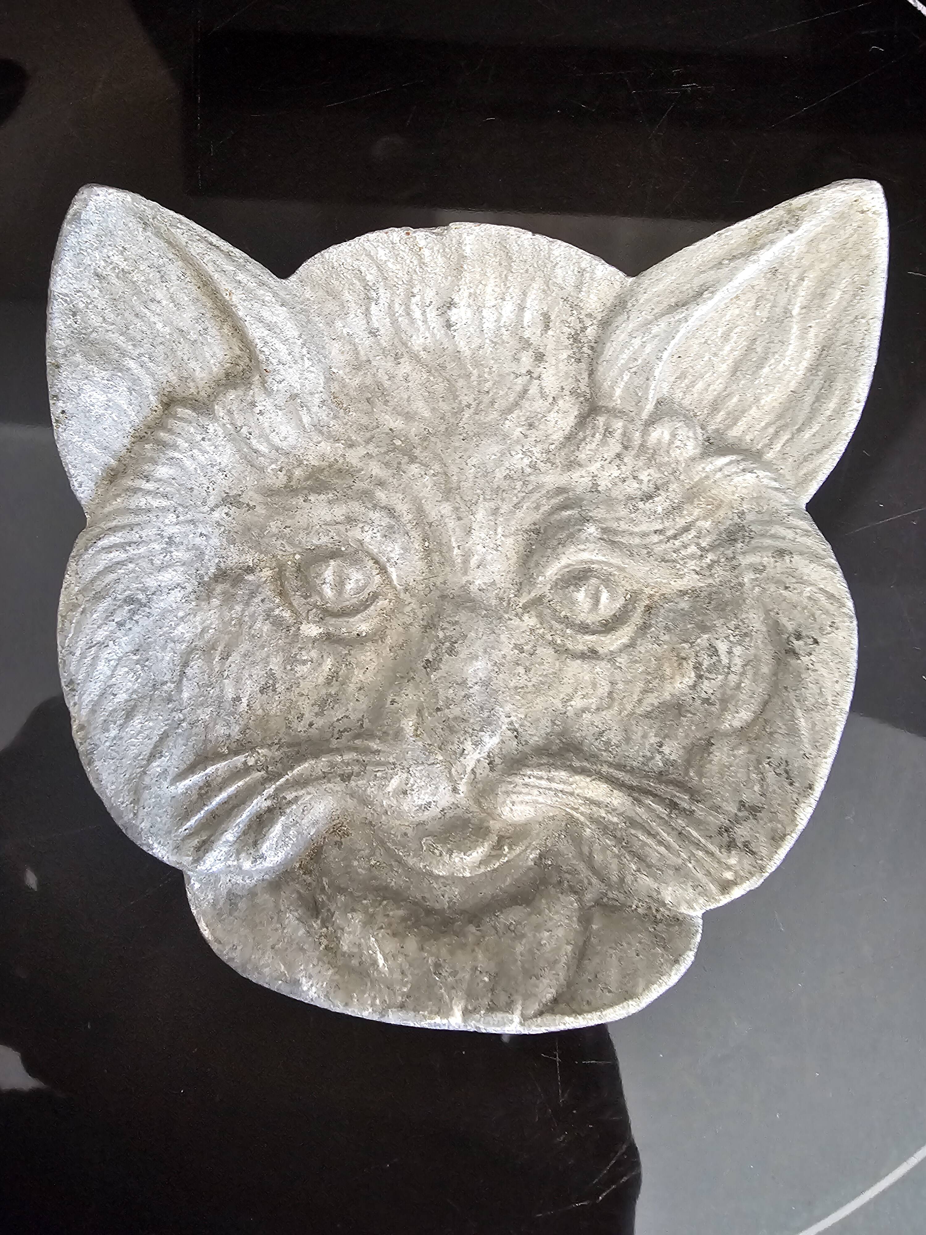 Cendrier " Tete de chat"