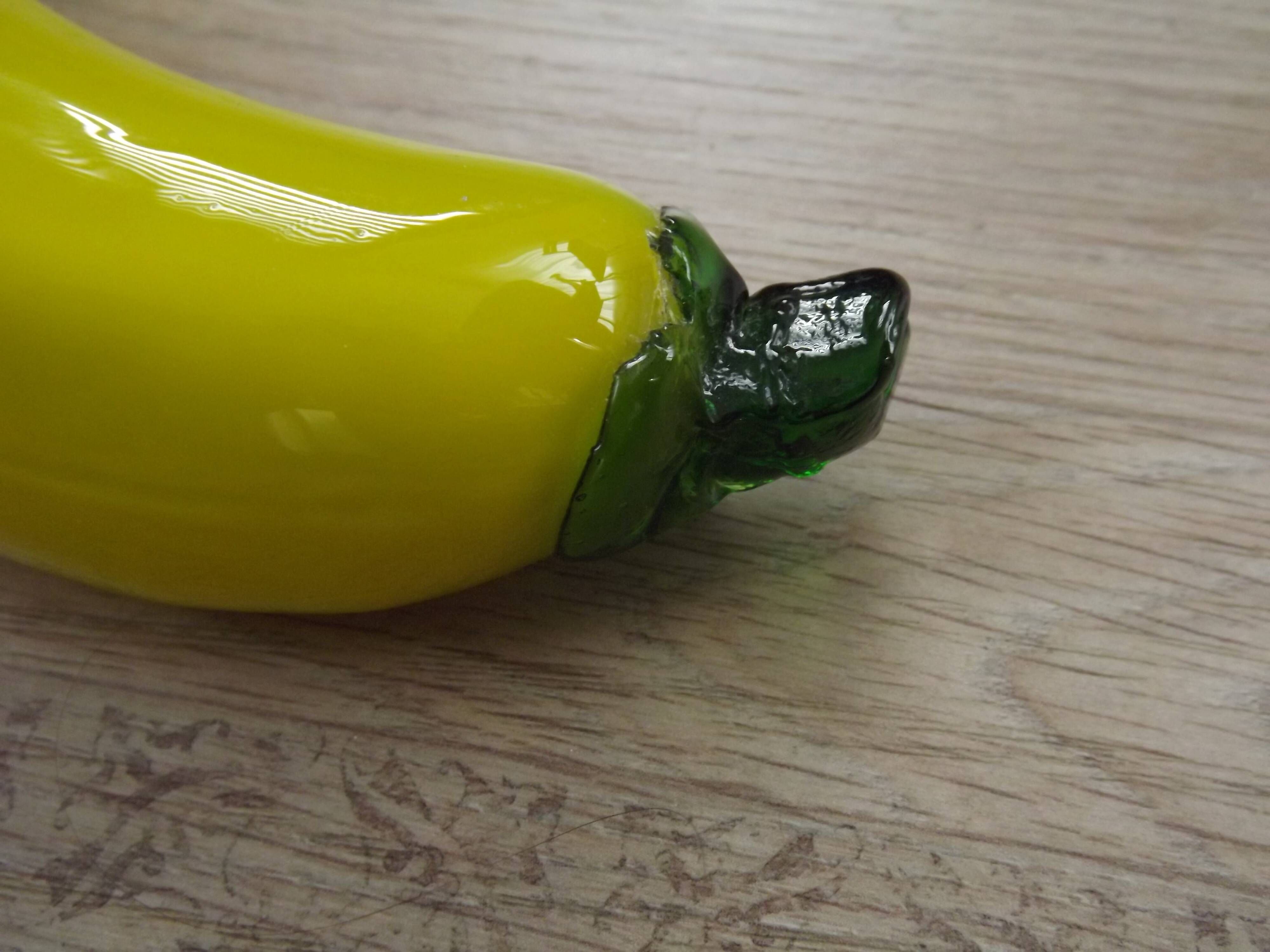 Vintage Murano Glass Fruit In The Shape Of A Yellow Banana 4990
