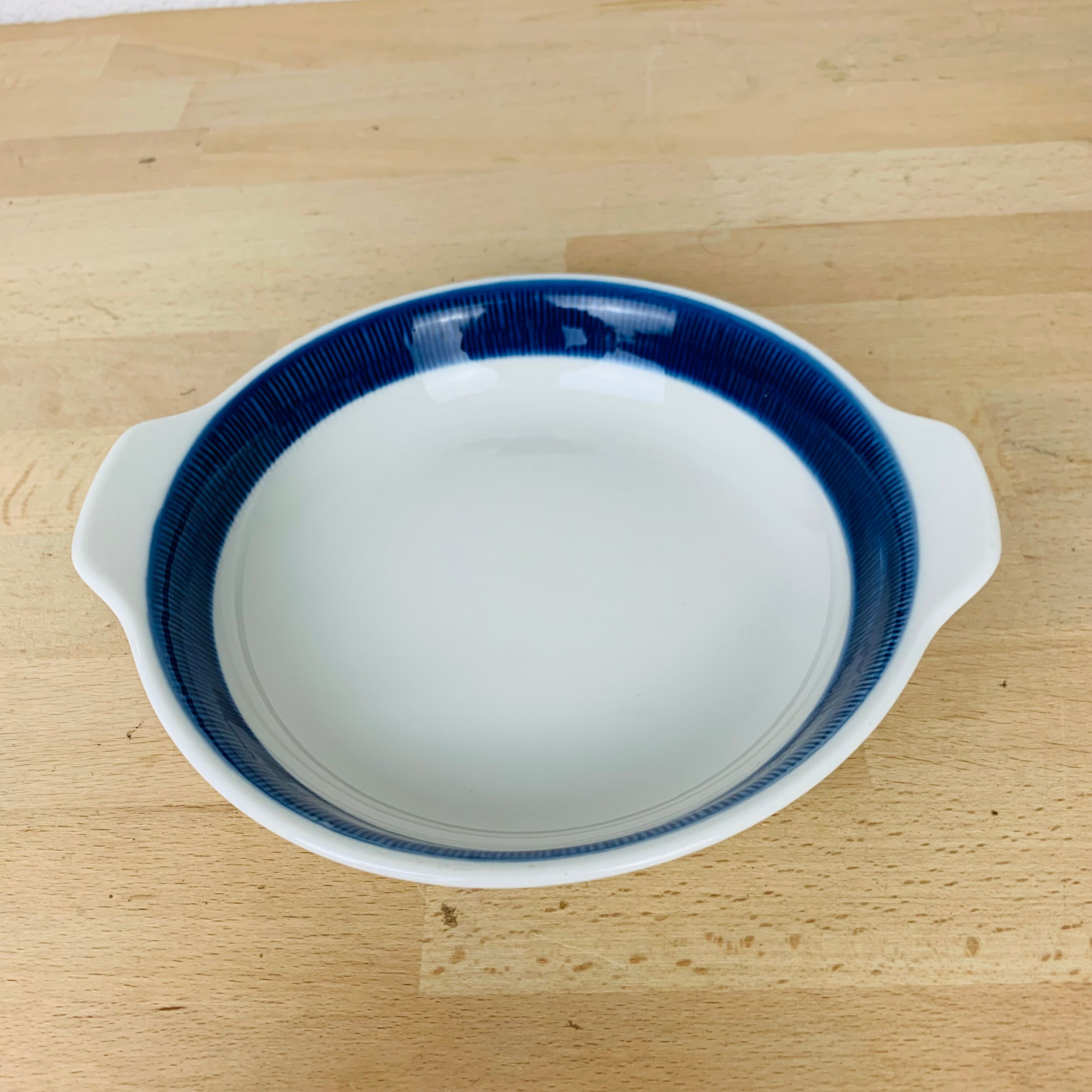 Koka ceramic round dish by Rörstrand Sweden, Scandinavian