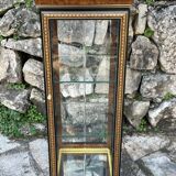 Pair of display cases in magnifying glass and black & gold lacquer, 20th century period
