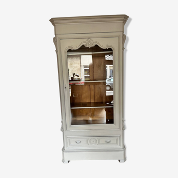 Armoire vitrée